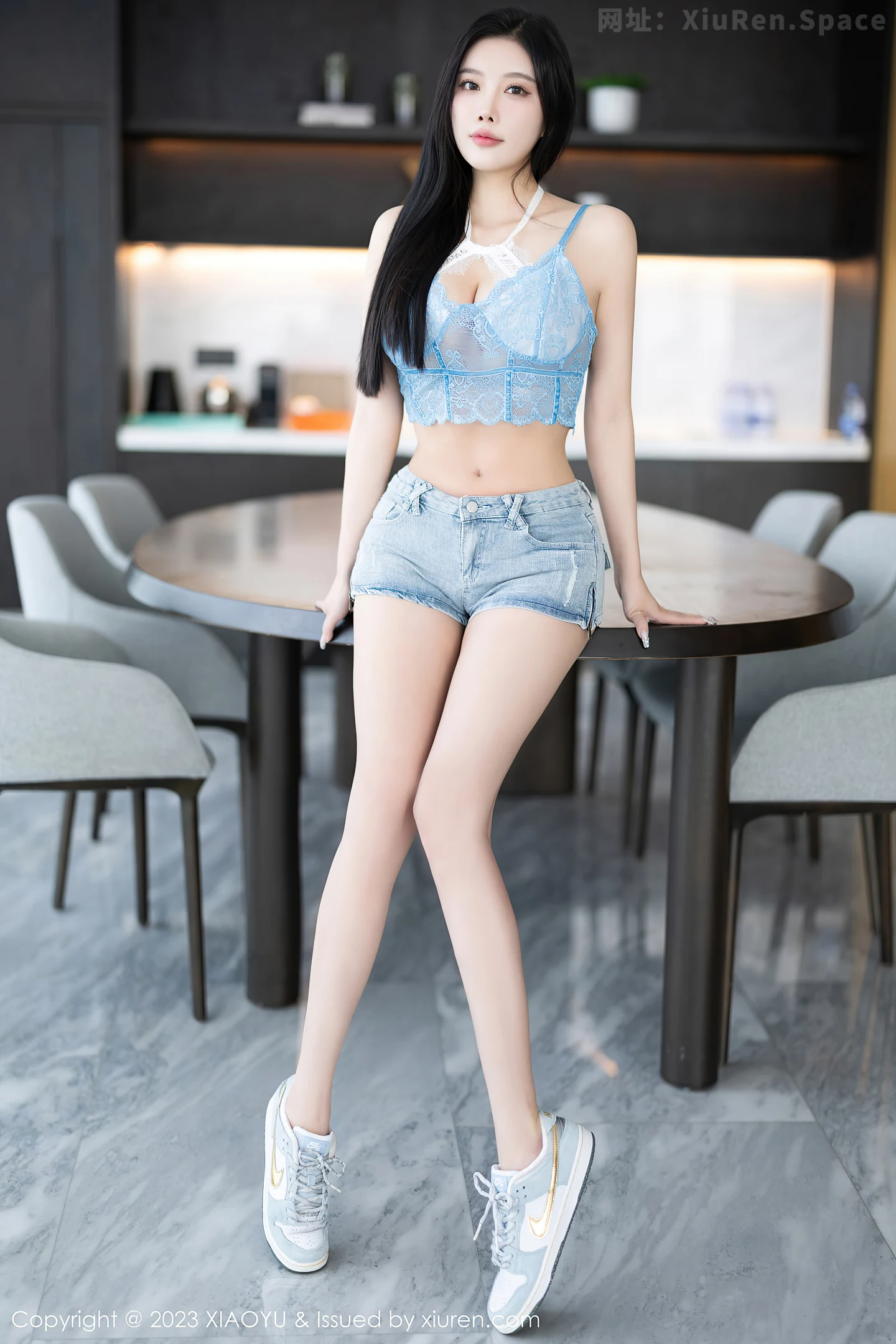 图片[3]-[XiaoYu画语界]Vol.1165 女神杨晨晨Yome性感蓝色蕾丝服露白色内衣秀丰腴身材诱惑写真86P-秀人网官方网站